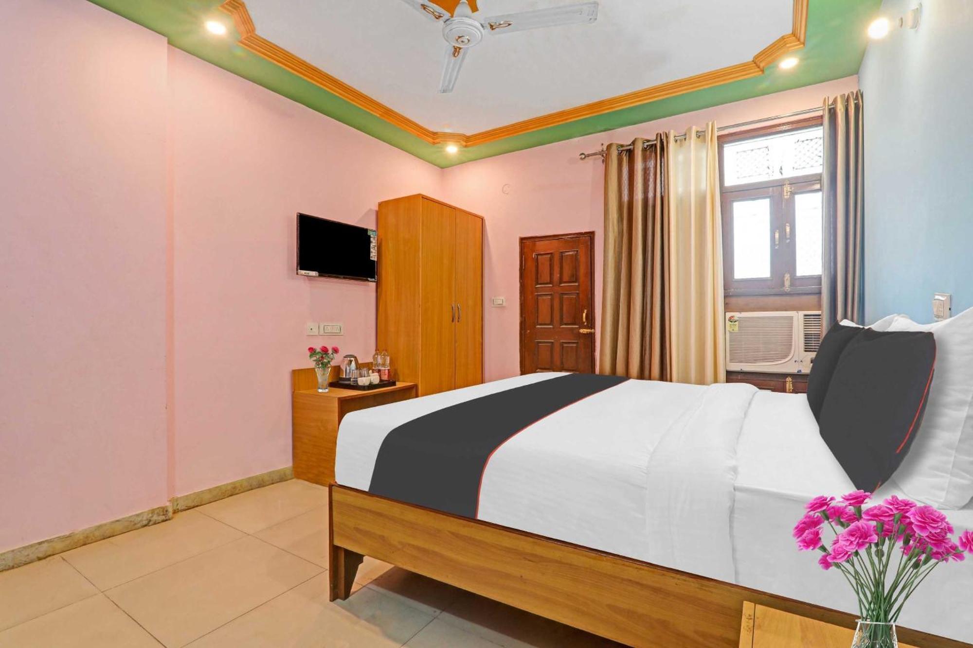 Collection O Premier Near Hazratganj Hotel Lucknow Luaran gambar